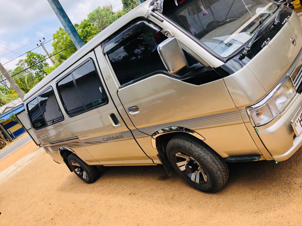 Nissan Caravan